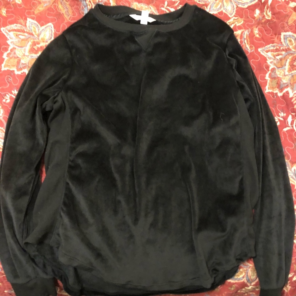 Women’s velvet sweater top